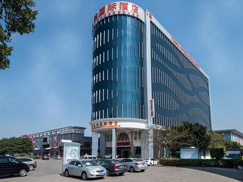 维也纳国际店深圳华南城店酒店 外观 照片